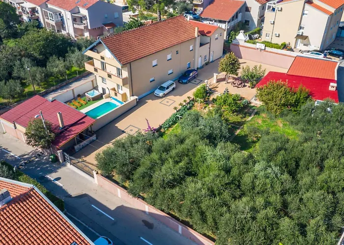 Vikendica Yespeace By Interhome Zadar