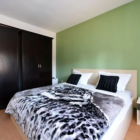Yespeace By Interhome Zadar