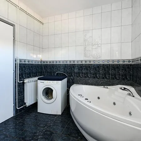 Yespeace By Interhome Zadar