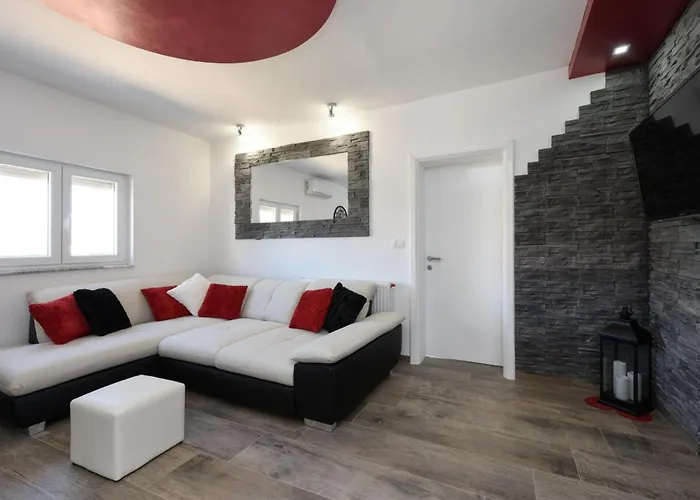 Yespeace By Interhome