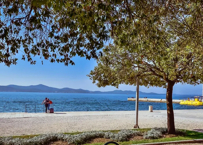 Yespeace By Interhome 자다르